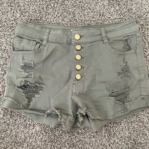 Women’s high waisted shorts